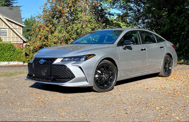 2022 toyota avalon hybrid