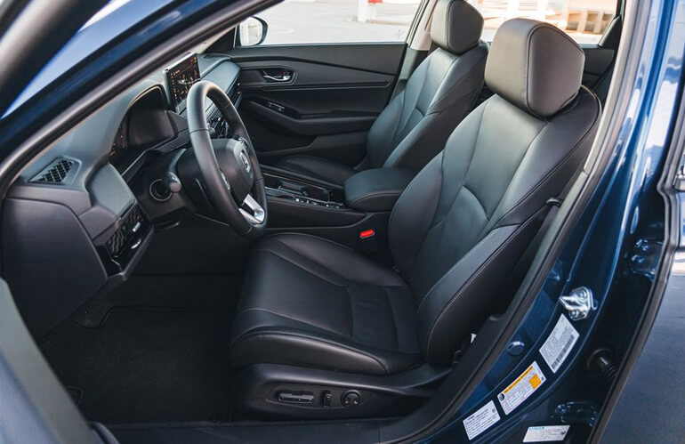 2023 Honda Accord interior