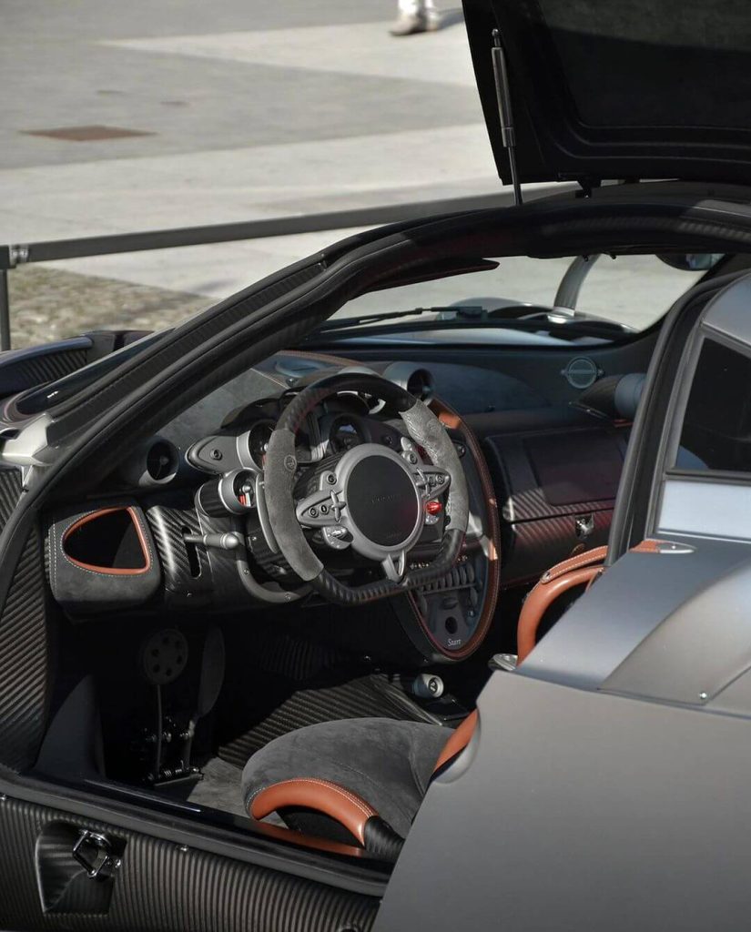 Pagani Imola interior