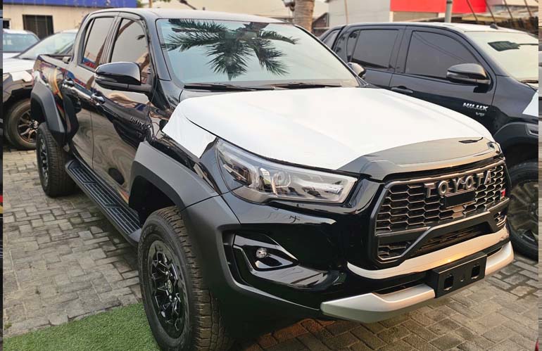 2024 Toyota Hilux