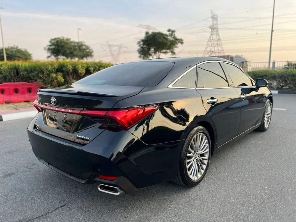 2022 Toyota Avalon in Nigeria