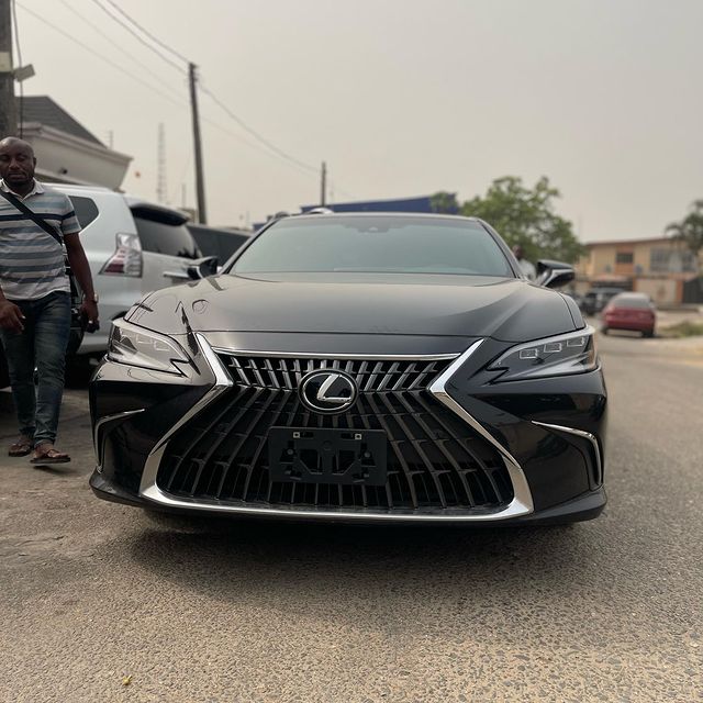 2023 Lexus ES 350