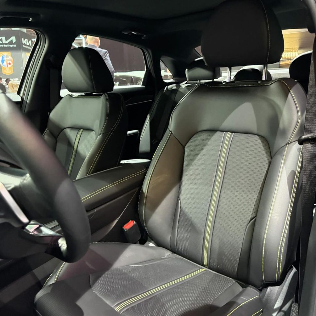 2025 kia k5 seat