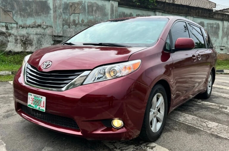 2011 Toyota Sienna