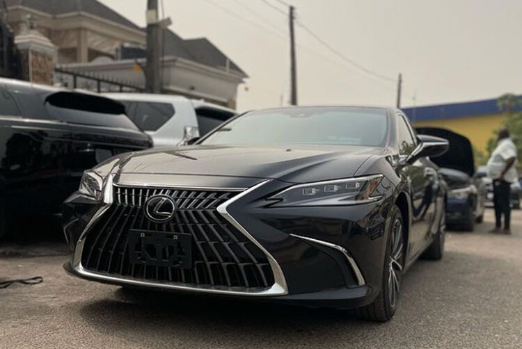 2023 Lexus ES 350 Platinum