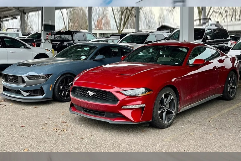 2024-mustang-with-old-mustang