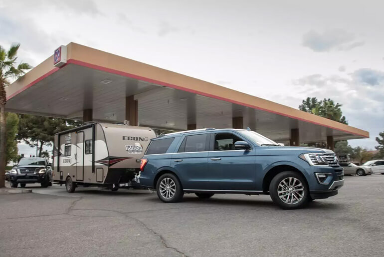 How can I Tow cars with FORD Expedition