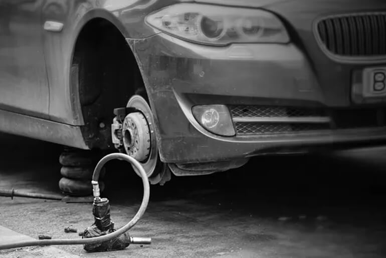 6 Car Repairs You Should Never Do Yourself