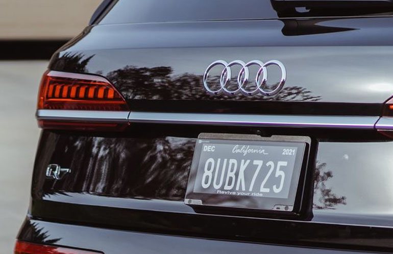 Californians can now get a digital license plate for their car