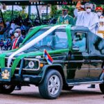 Buhari Arrived at Abuja Eagles Square In a Mercedes-Maybach G650 Landaulet