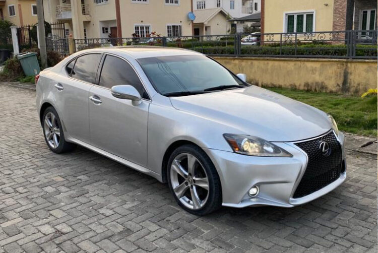 2012 lexus is250