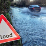 10 Safety Tips That Can Keep Safe While Driving Through Flood