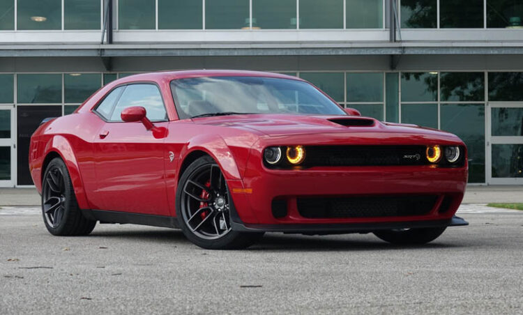 DODGE CHALLENGER HELLCAT