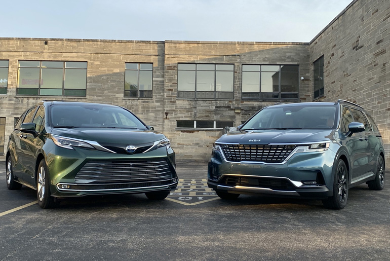 2023 Toyota Sienna vs 2023 Kia Carnival