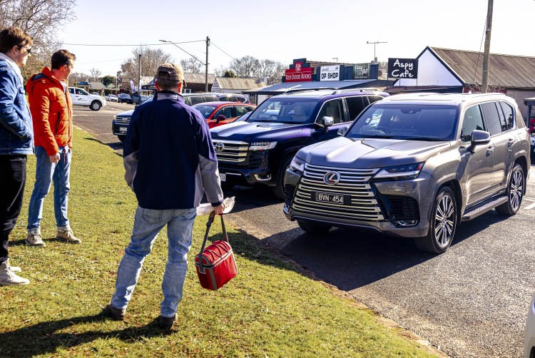 the 2023 Toyota Land Cruiser and 2023 Lexus LX600