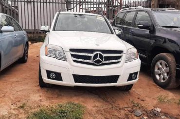 Mercedes Benz GLK Luxury SUV for young car Shoppers in Benin City