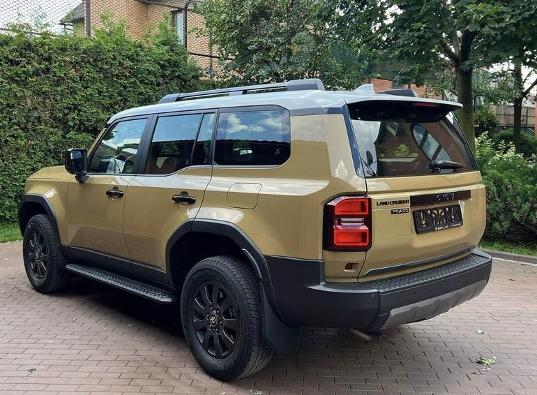 2024 TOYOTA PRADO LC250 FULL EDITION  back view