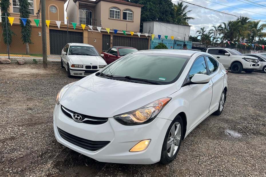 Hyundai Elantra GLS 2013