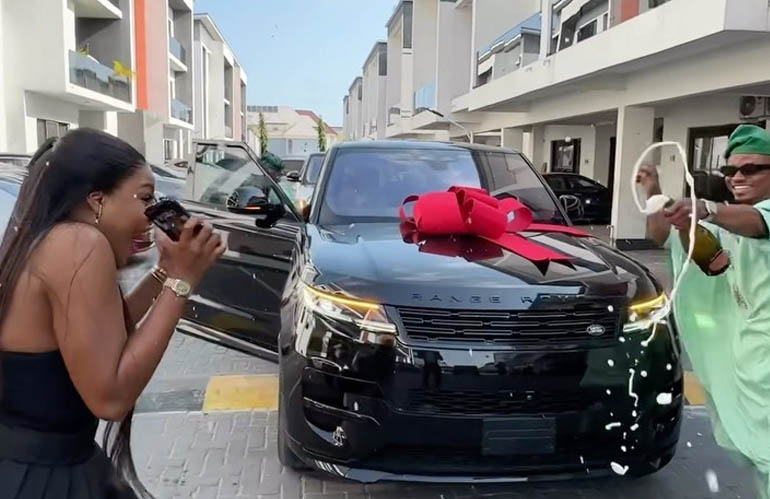 actress Uche Montana Acquires 220 Million Naira 2024 Range Rover Sport