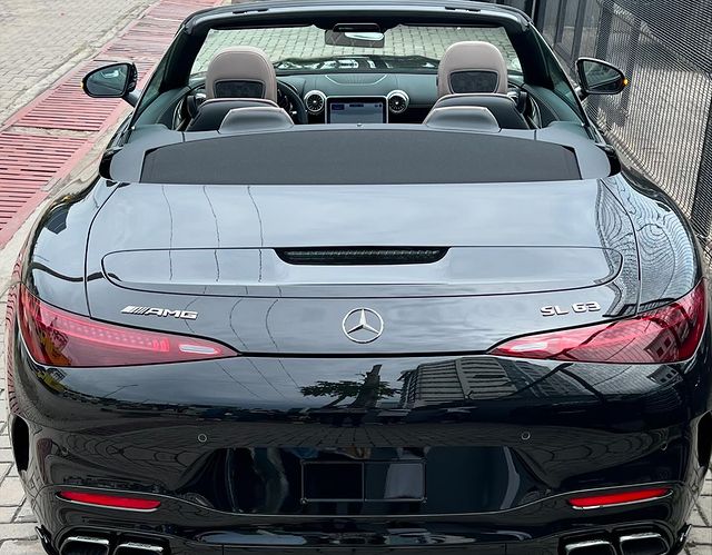 2025 Mercedes Benz AMG SL 63 Roadster