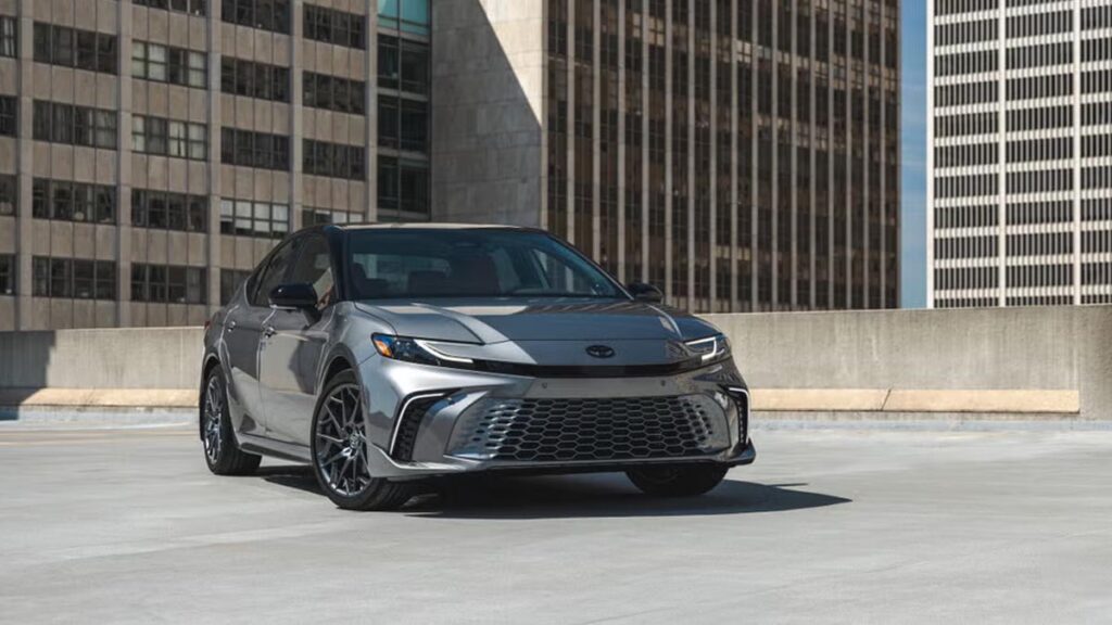 2026 Toyota Camry vs. 2026 Hyundai Sonata: Which One Really Delivers More for Nigerian Drivers? 1 2026 Toyota Camry in Nigeria